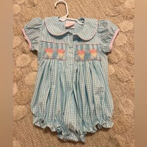 Stitchy Fish Icecream Smock